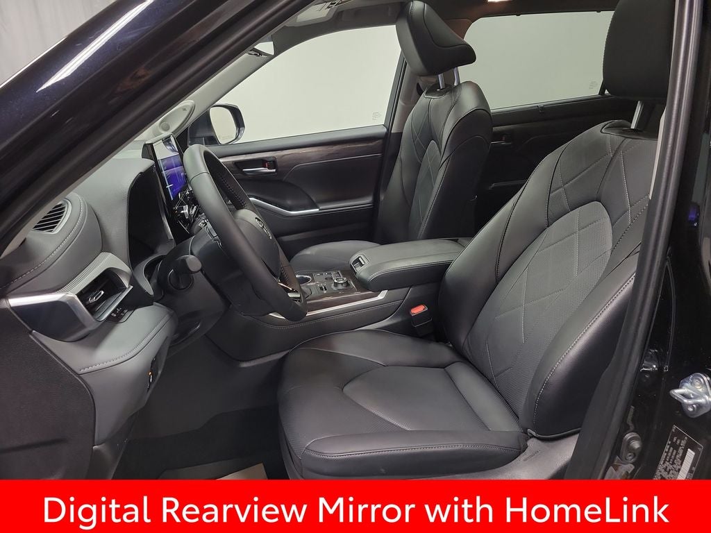 2025 Toyota Highlander Platinum