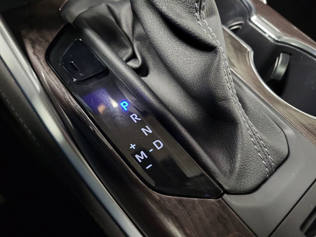 2025 Toyota Highlander Platinum