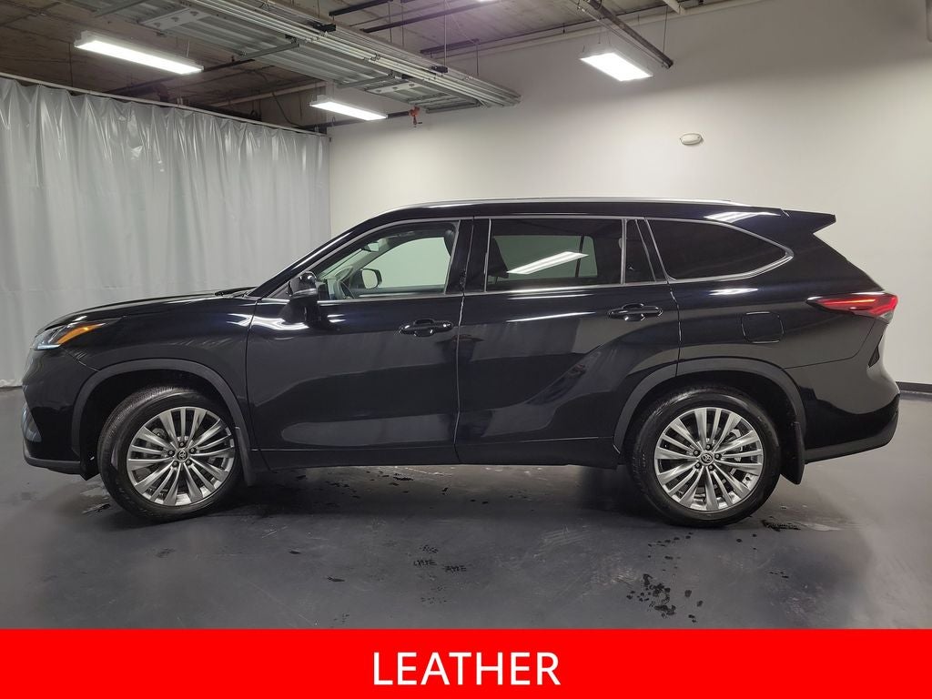 2025 Toyota Highlander Platinum