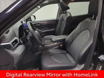 2025 Toyota Highlander Platinum