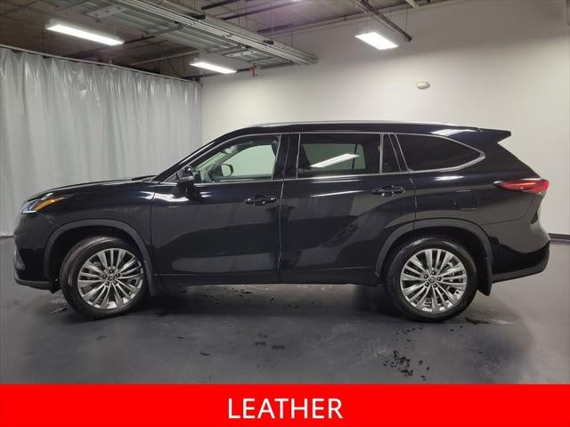 2025 Toyota Highlander Platinum