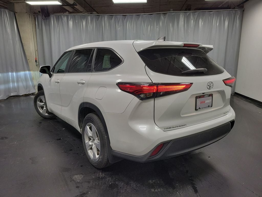 2023 Toyota Highlander LE