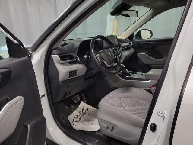 2023 Toyota Highlander LE