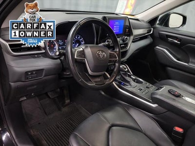 2023 Toyota Highlander XLE