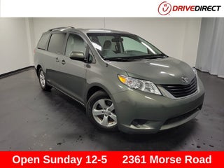 2014 Toyota Sienna LE 8 Passenger
