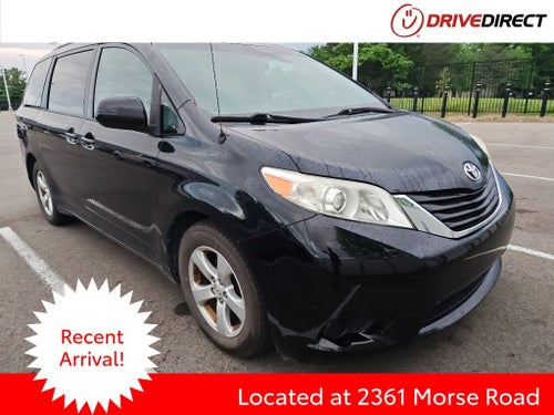 2014 Toyota Sienna LE 8 Passenger