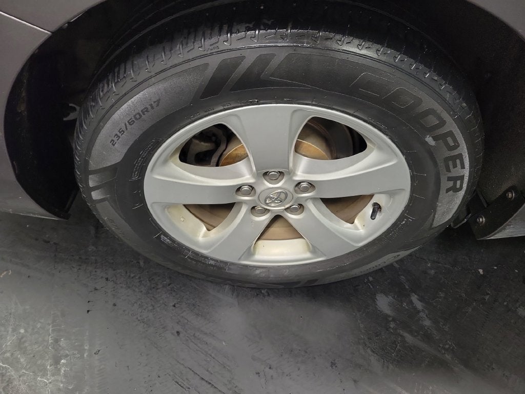 2014 Toyota Sienna LE 8 Passenger