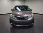 2013 Toyota Sienna LE 8 Passenger