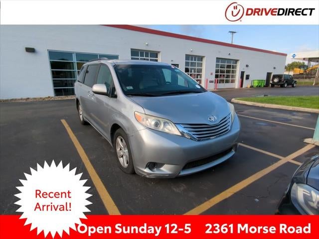 2016 Toyota Sienna LE 8 Passenger