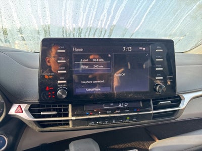 2021 Toyota Sienna LE 8 Passenger