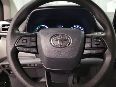 2024 Toyota Sienna LE 8 Passenger