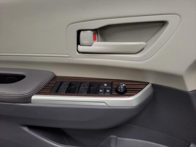 2024 Toyota Sienna LE 8 Passenger