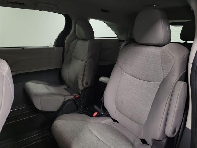2024 Toyota Sienna LE 8 Passenger