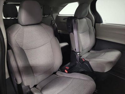 2024 Toyota Sienna LE 8 Passenger