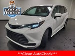 2025 Toyota Sienna LE 8 Passenger