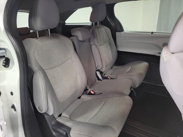 2025 Toyota Sienna LE 8 Passenger