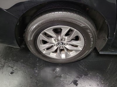 2021 Toyota Sienna LE 8 Passenger