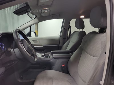 2021 Toyota Sienna LE 8 Passenger