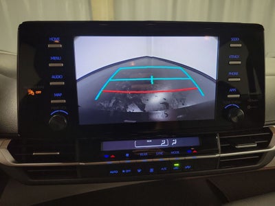 2021 Toyota Sienna LE 8 Passenger