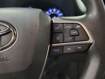 2021 Toyota Sienna LE 8 Passenger