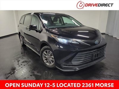 2021 Toyota Sienna LE 8 Passenger