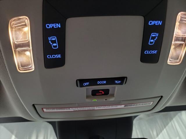 2021 Toyota Sienna LE 8 Passenger