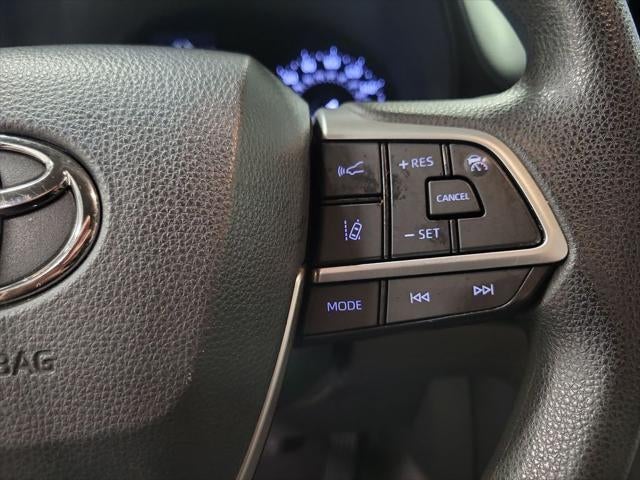 2021 Toyota Sienna LE 8 Passenger