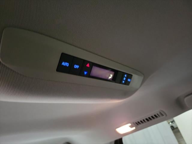 2021 Toyota Sienna LE 8 Passenger