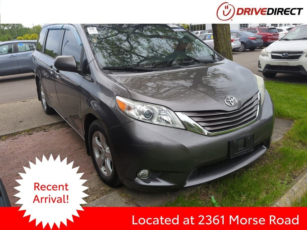 2017 Toyota Sienna LE 7 Passenger