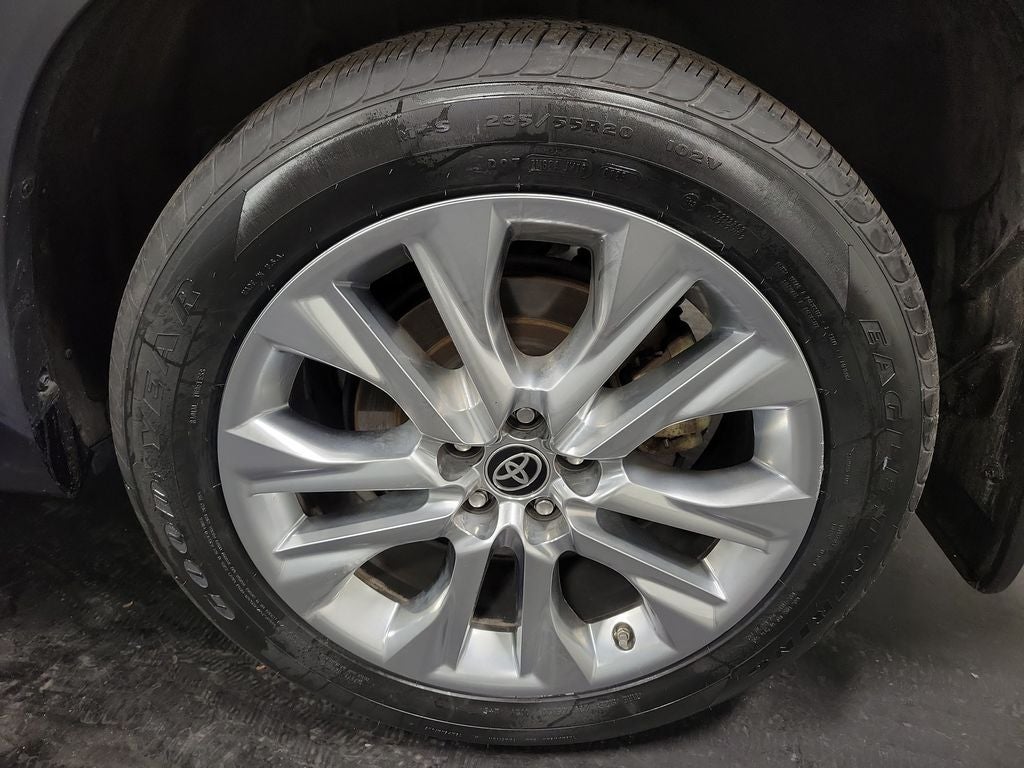 2022 Toyota Highlander Hybrid Limited