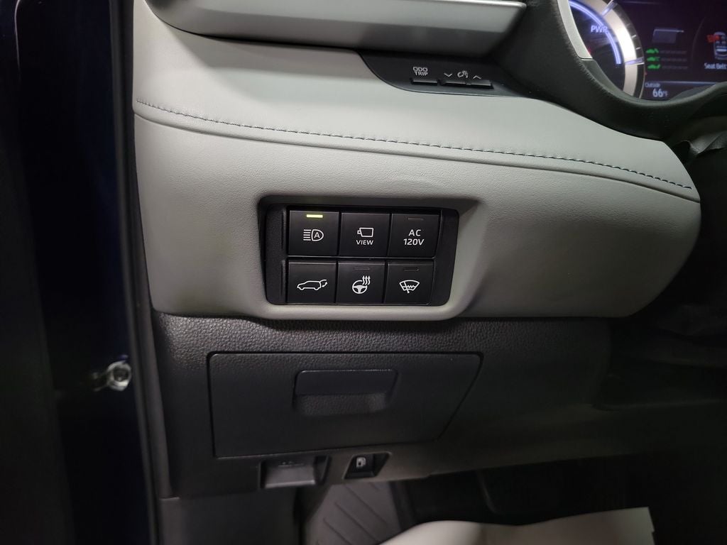 2022 Toyota Highlander Hybrid Limited