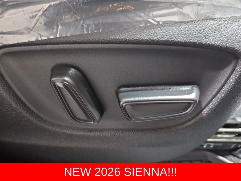 2026 Toyota Sienna XSE 7 Passenger