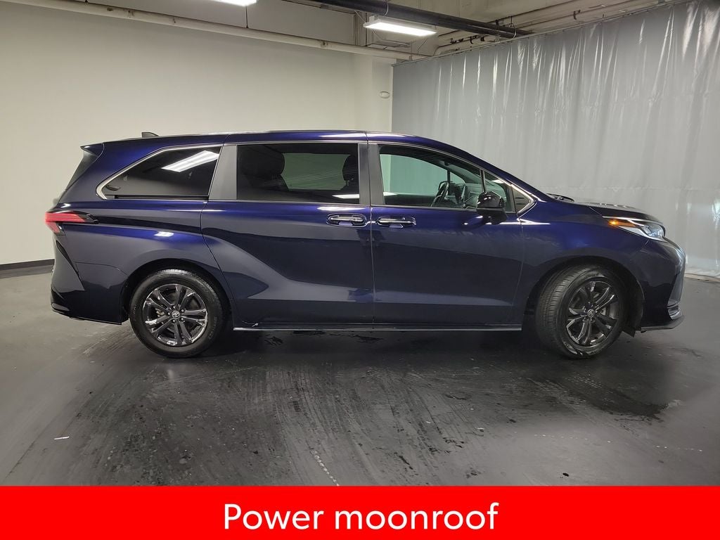 2024 Toyota Sienna XSE 7 Passenger