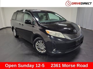 2013 Toyota Sienna XLE 8 Passenger