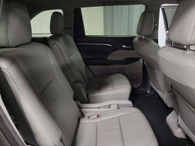 2016 Toyota Highlander Limited