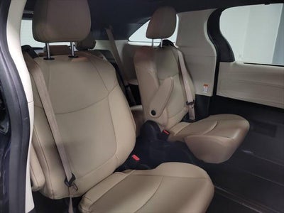 2022 Toyota Sienna XLE 7 Passenger