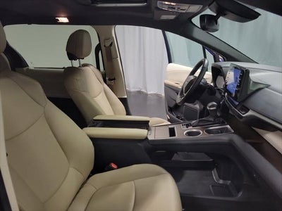 2022 Toyota Sienna XLE 7 Passenger