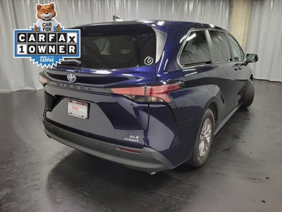 2022 Toyota Sienna XLE 7 Passenger