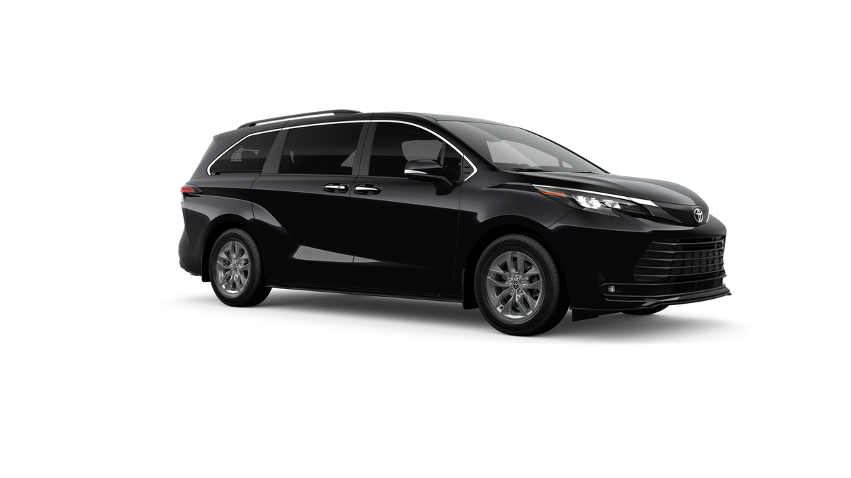 2026 Toyota Sienna XLE 8 Passenger