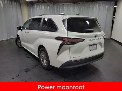 2025 Toyota Sienna XLE 7 Passenger