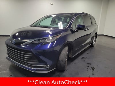 2024 Toyota Sienna XLE 7 Passenger