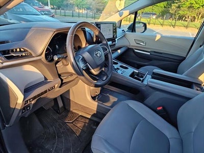 2024 Toyota Sienna XLE 7 Passenger