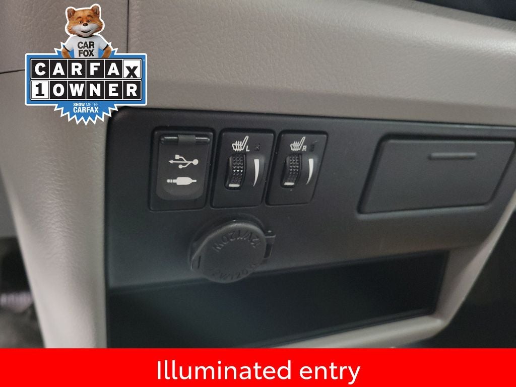 2017 Toyota Sienna Limited 8 Passenger