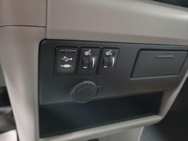 2017 Toyota Sienna Limited 8 Passenger