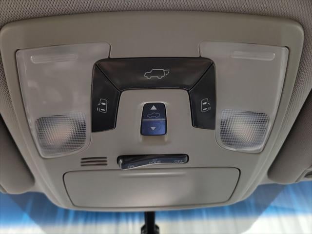 2017 Toyota Sienna Limited 8 Passenger