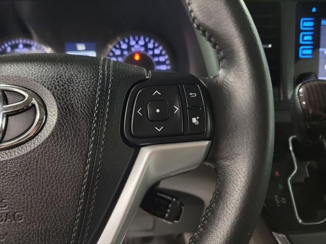 2017 Toyota Sienna Limited 8 Passenger