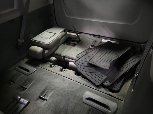 2017 Toyota Sienna Limited 8 Passenger