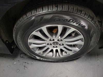 2020 Toyota Sienna XLE 7 Passenger