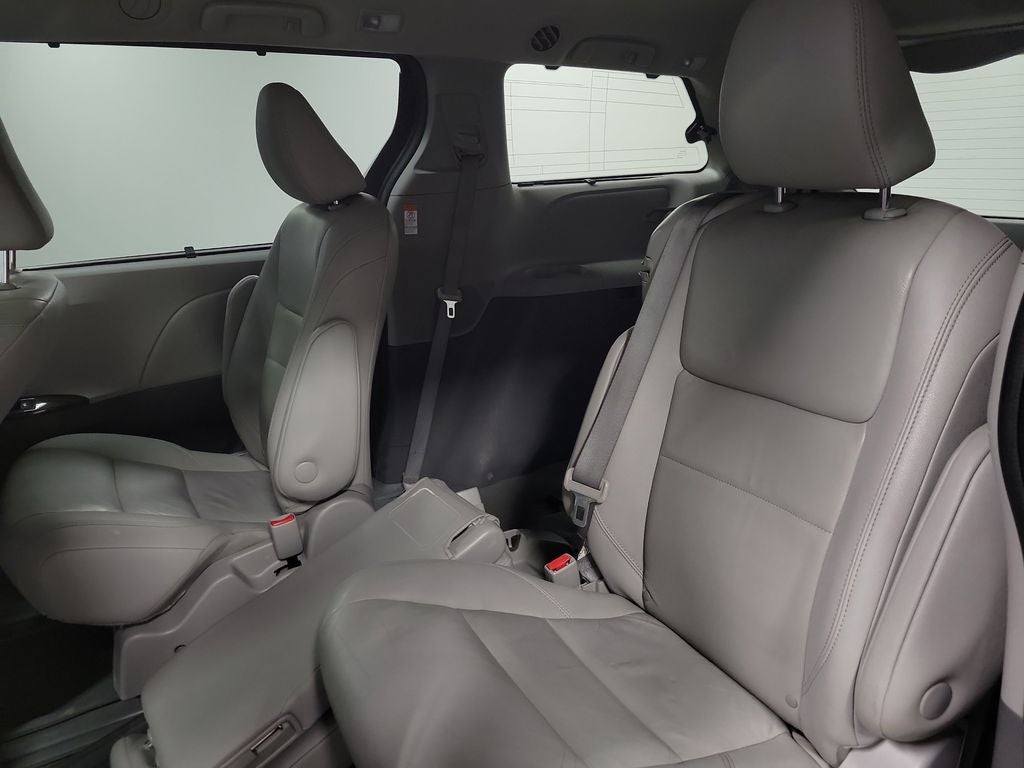 2020 Toyota Sienna XLE 7 Passenger