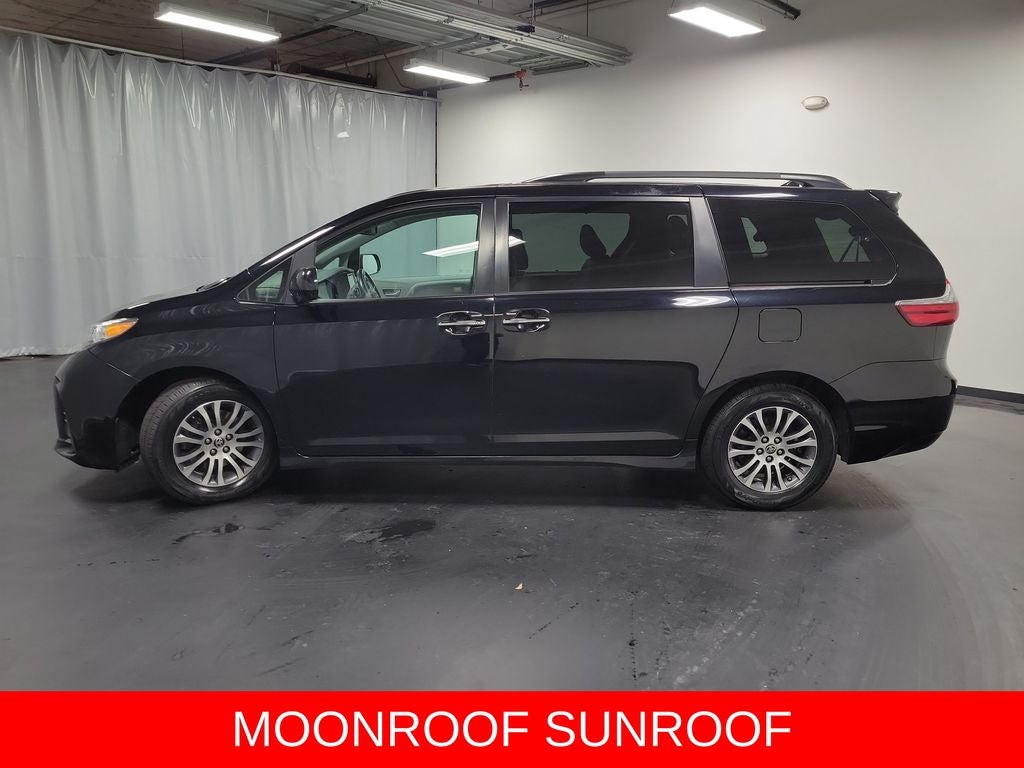 2020 Toyota Sienna XLE 7 Passenger